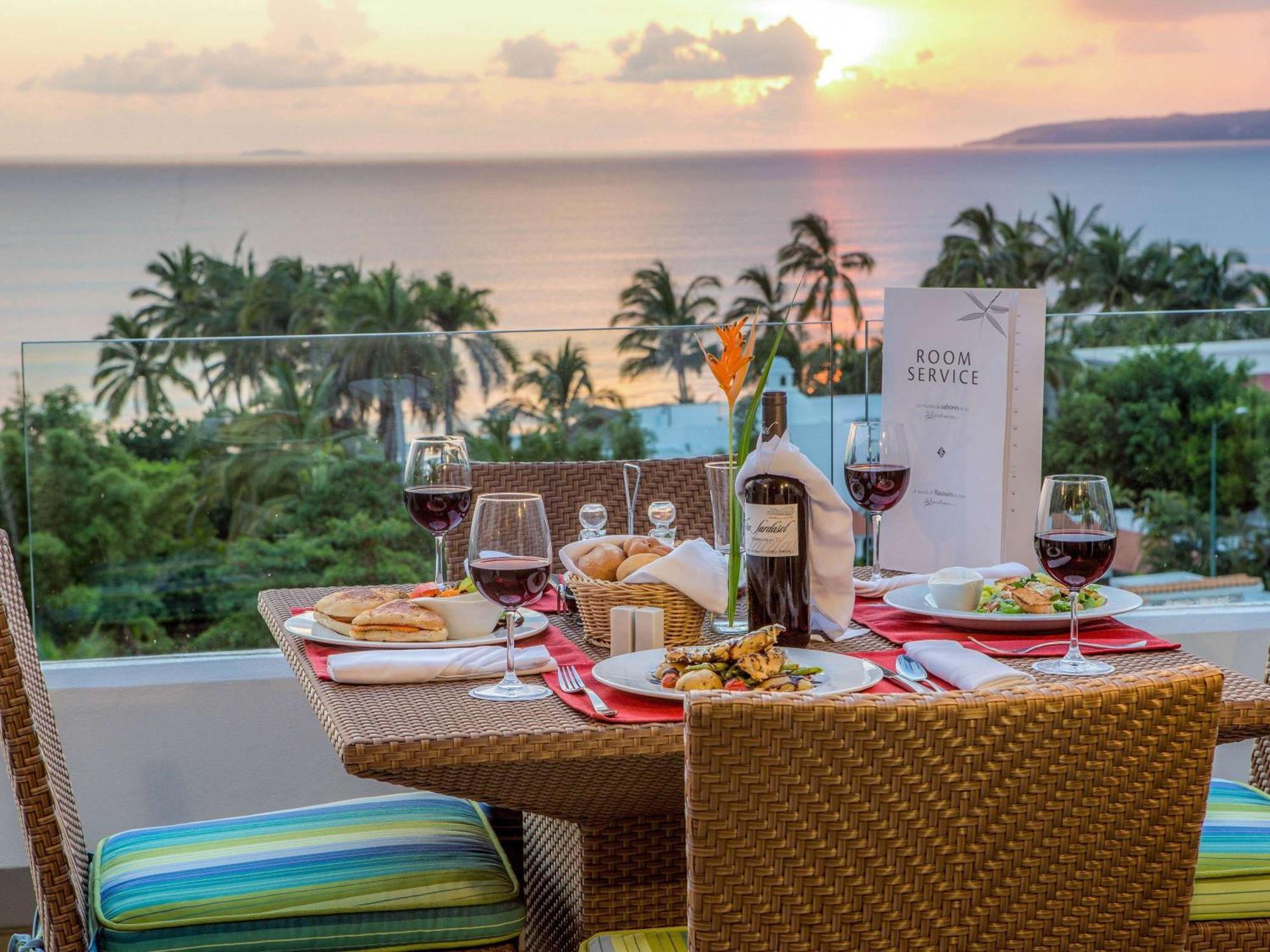 Marival Distinct Residences & Spa - Handwritten Collection Nuevo Vallarta Exterior photo